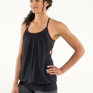 Lululemon No Limit Tank Top in Black (Size: 4)